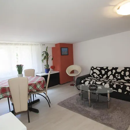 Contemporary In Near Sea *